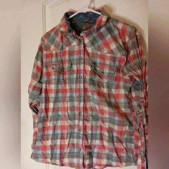 2 FOR $25 Jach girlfriend button up- (#472) - Picture 1 of 9